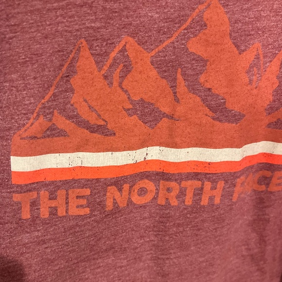The North Face Heathered Maroon Graphic Long sleeved Shirt Top Sz L - Picture 2 of 10